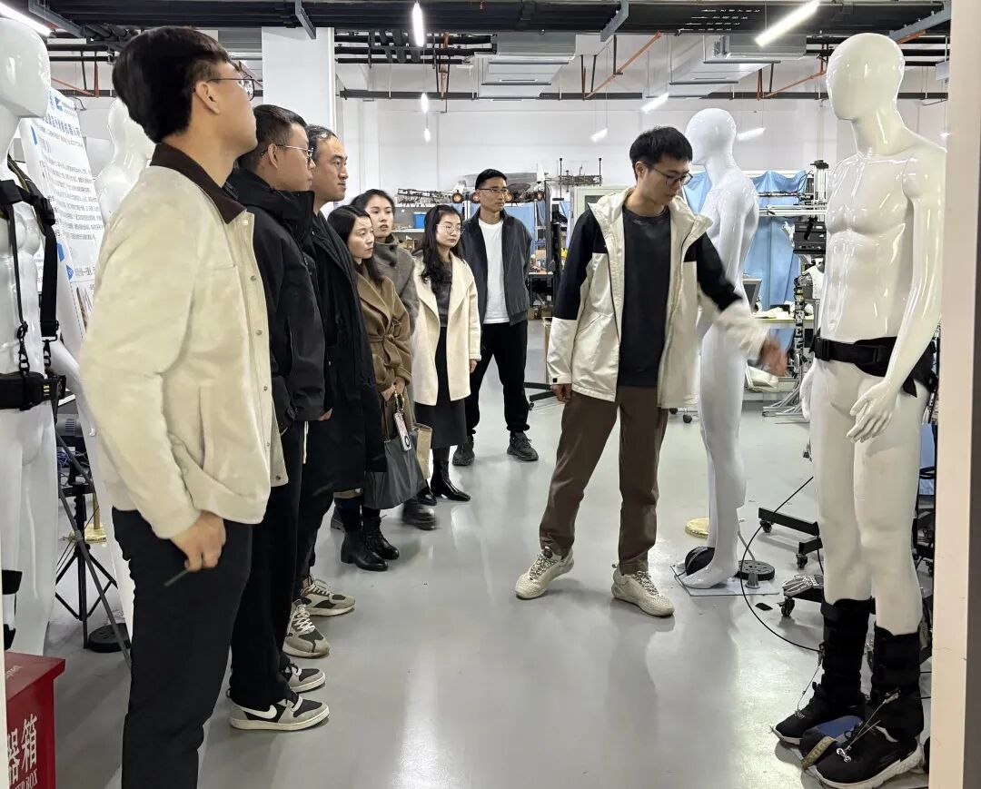 emc易倍技术赴西安交通大学、西安电子科技大学发展深度合作互换，共探产学研协同发展